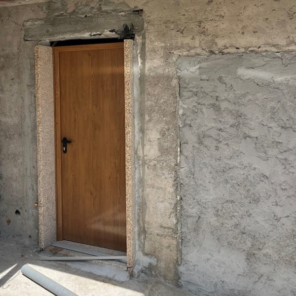 Puerta Galvanizada de Trastero Imitación Madera