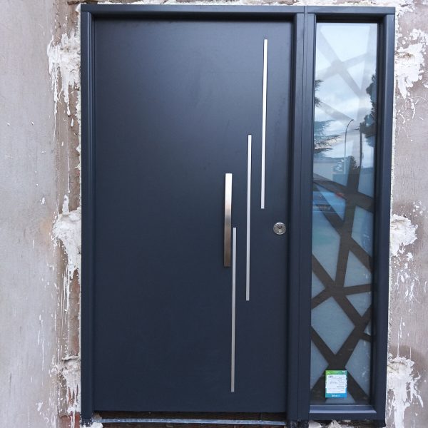 Puerta Exterior Entrada Blindada Metálica de Seguridad Camelia-FM OXIDÓN texturizada - Puertas Calvente