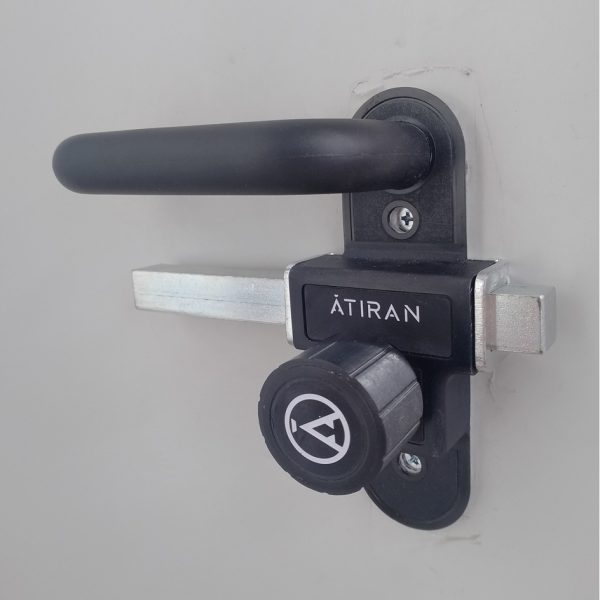 Maneta de seguridad con pomo para trasteros y puertas cortafuegos